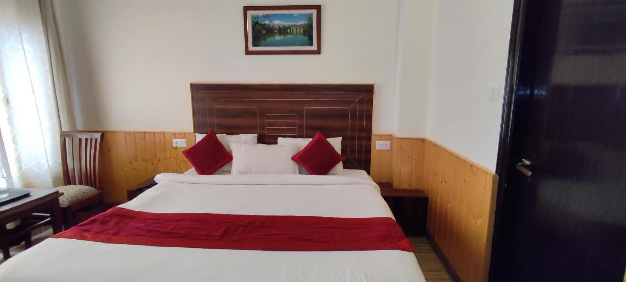 Aparthotel Seven Hills Shimla By Him Haults Hospitality Exterior foto