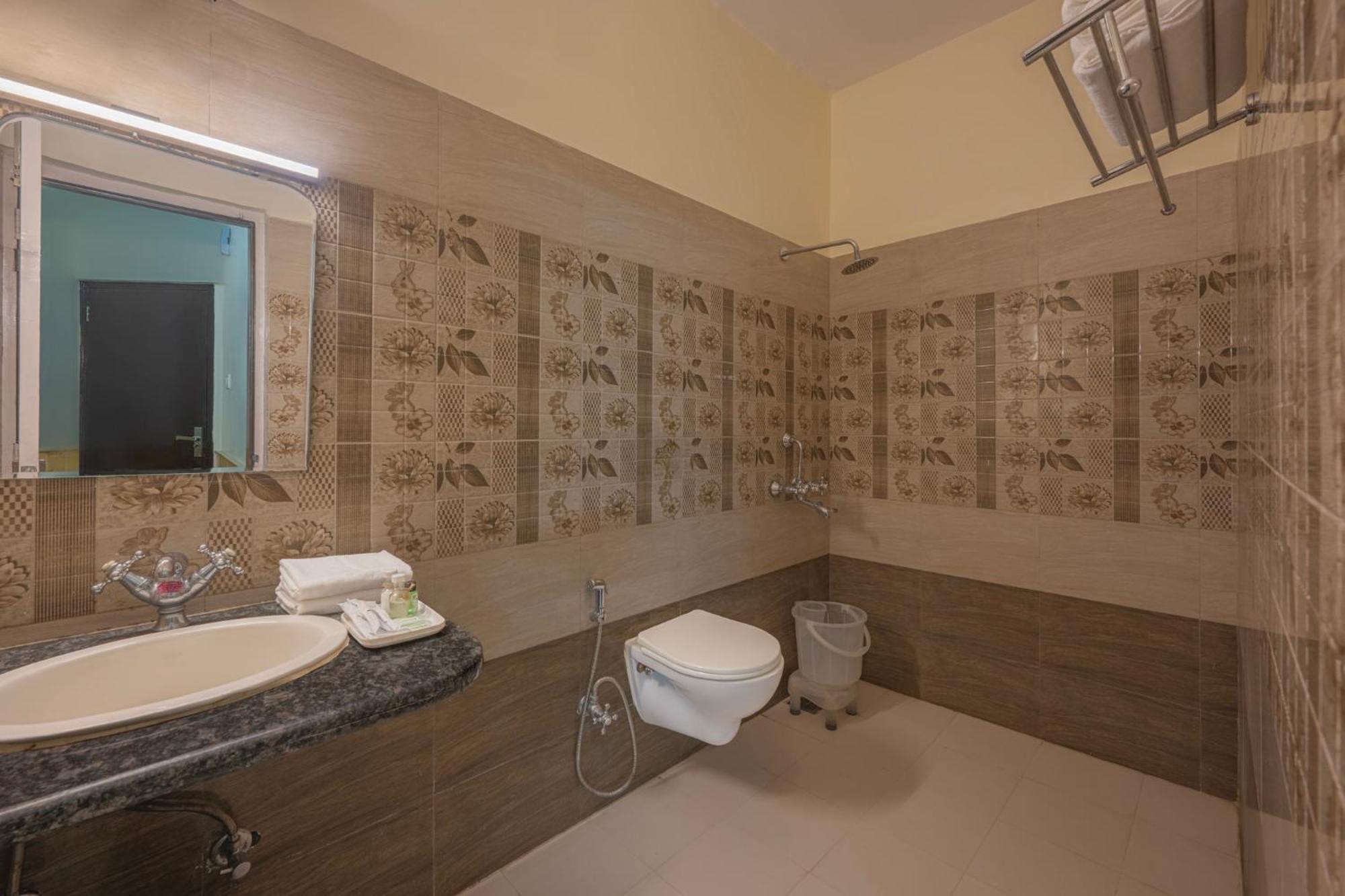 Aparthotel Seven Hills Shimla By Him Haults Hospitality Exterior foto